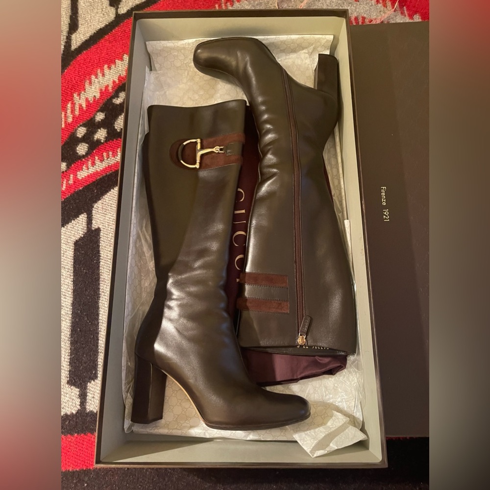Gucci RODIN/SUEDE heeled boots size 7.